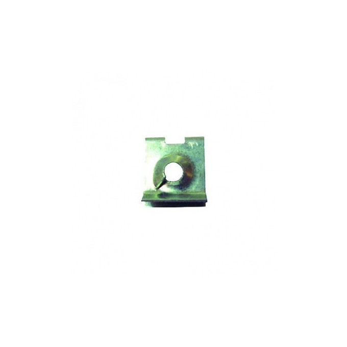 CLIP METALICO ROSCACHAPA