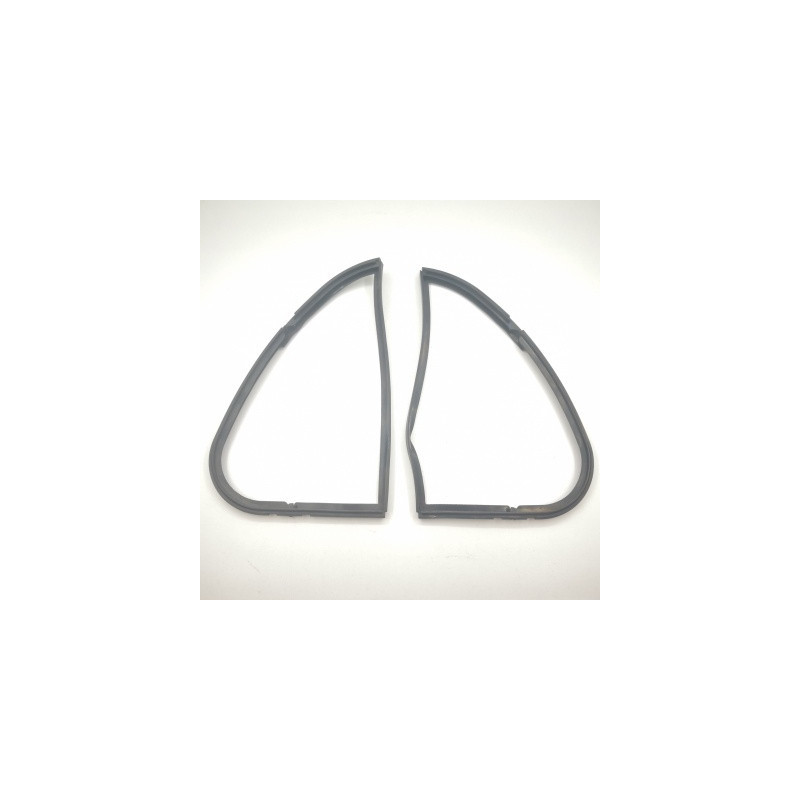 GOMA TRIANGULO VENTANA 600 (2 UDS)