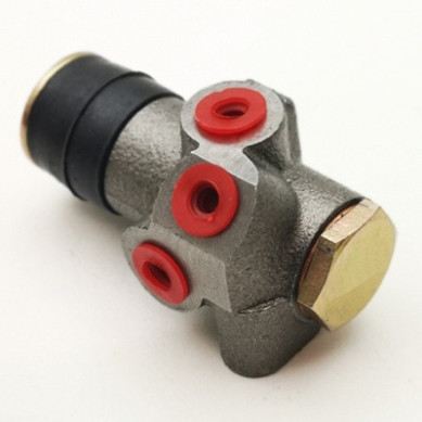 REGULADOR FRENOS RENAULT R4, (3 SALIDAS)