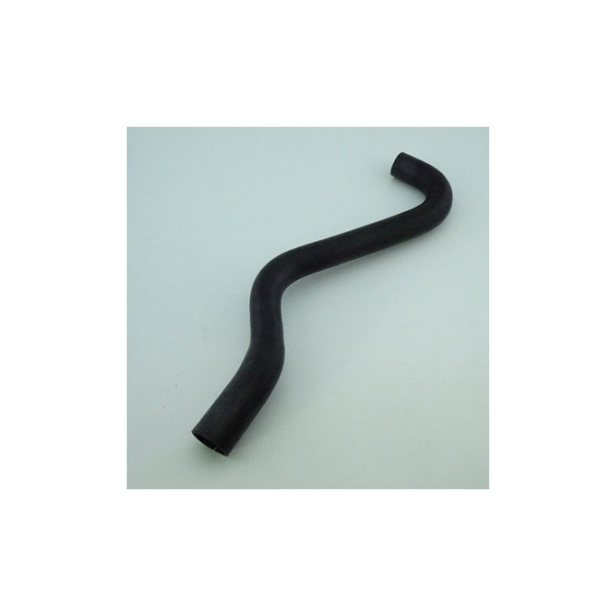 MANGUITO INF. RADIADOR PANDA 900 (93-03)