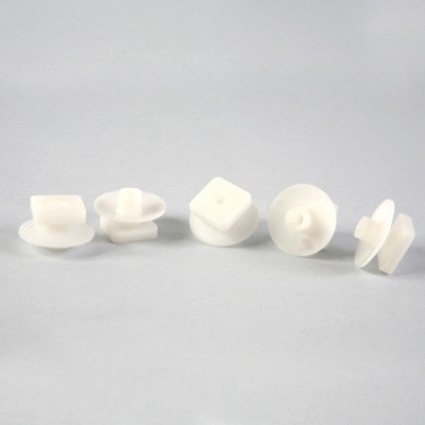 FIJACION MOLDURA LATERAL (5 UND)