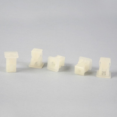 FIJACION TAPICERIA (5 UND)