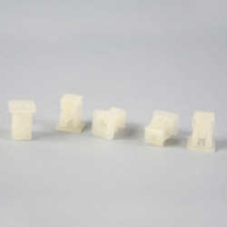 FIJACION TAPICERIA (5 UND)